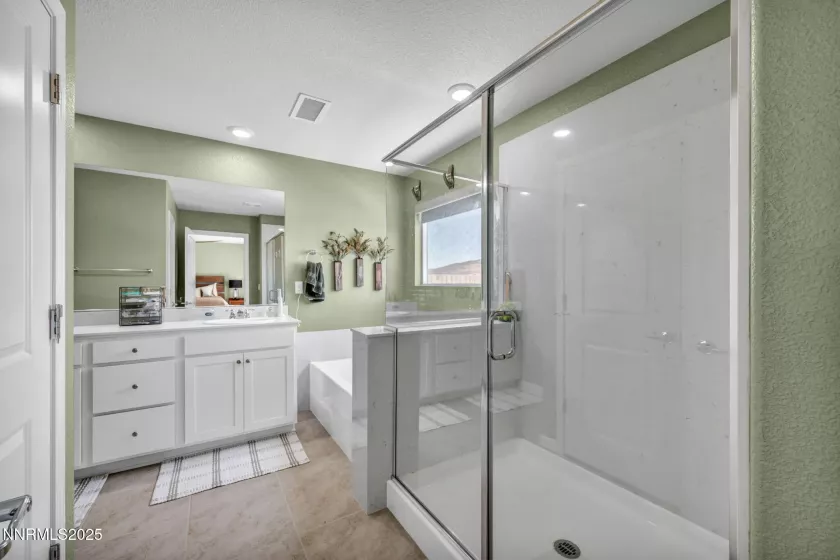 595 Pine Creek, Dayton, Nevada 89403, 4 Bedrooms Bedrooms, ,3 BathroomsBathrooms,Residential,Residential,Pine Creek,250050904