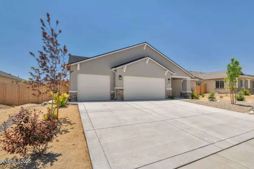 595 Pine Creek, Dayton, Nevada 89403, 4 Bedrooms Bedrooms, ,3 BathroomsBathrooms,Residential,Residential,Pine Creek,250050904