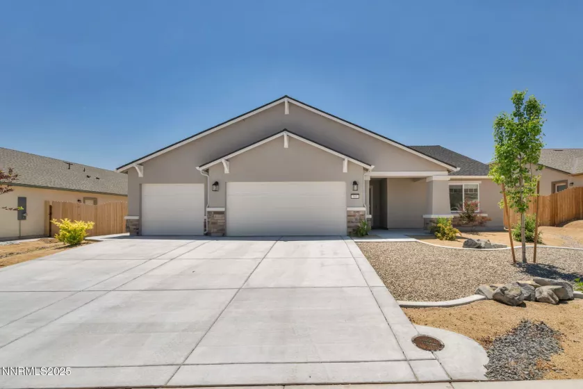 595 Pine Creek, Dayton, Nevada 89403, 4 Bedrooms Bedrooms, ,3 BathroomsBathrooms,Residential,Residential,Pine Creek,250050904