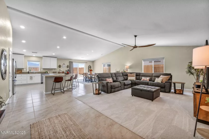595 Pine Creek, Dayton, Nevada 89403, 4 Bedrooms Bedrooms, ,3 BathroomsBathrooms,Residential,Residential,Pine Creek,250050904
