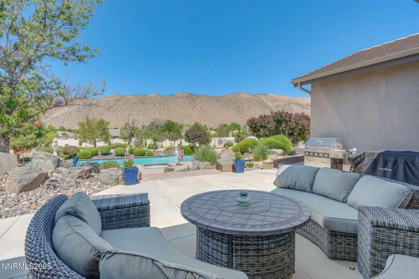 Fully Landscaped Rear Living