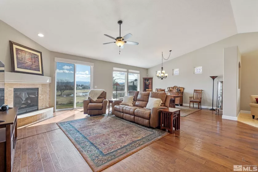 2937 Gentile, Carson City, Nevada 89703, 3 Bedrooms Bedrooms, ,2 BathroomsBathrooms,Residential,Residential,Gentile,250003814
