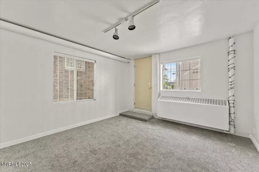 437 Court, Reno, Nevada 89501, 3 Bedrooms Bedrooms, ,3 BathroomsBathrooms,Residential Lease,Manufactured,Court,250050912