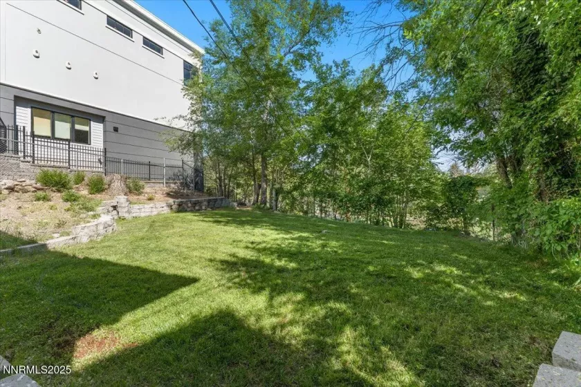 437 Court, Reno, Nevada 89501, 3 Bedrooms Bedrooms, ,3 BathroomsBathrooms,Residential Lease,Manufactured,Court,250050912