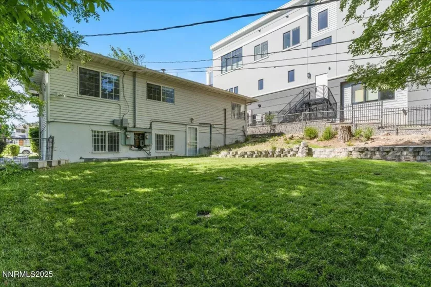 437 Court, Reno, Nevada 89501, 3 Bedrooms Bedrooms, ,3 BathroomsBathrooms,Residential Lease,Manufactured,Court,250050912