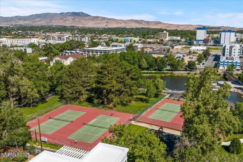 437 Court, Reno, Nevada 89501, 3 Bedrooms Bedrooms, ,3 BathroomsBathrooms,Residential Lease,Manufactured,Court,250050912