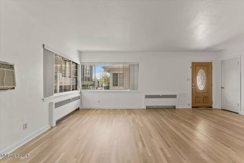 437 Court, Reno, Nevada 89501, 3 Bedrooms Bedrooms, ,3 BathroomsBathrooms,Residential Lease,Manufactured,Court,250050912