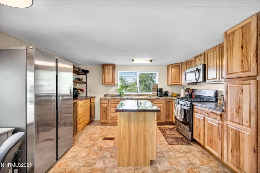 5225 Lupin, Sun Valley, Nevada 89433, 2 Bedrooms Bedrooms, ,2 BathroomsBathrooms,Residential,Residential,Lupin,250050914