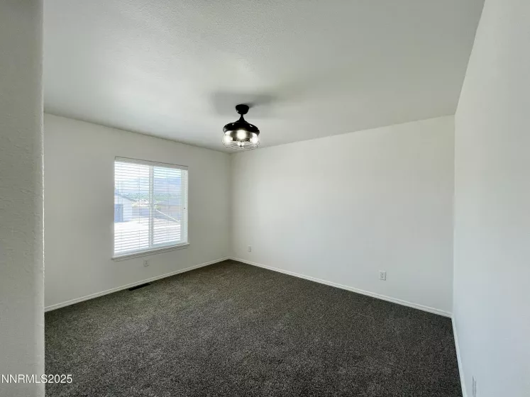 935 Lonnie, Winnemucca, Nevada 89445, 3 Bedrooms Bedrooms, ,2 BathroomsBathrooms,Residential,Residential,Lonnie,250050917