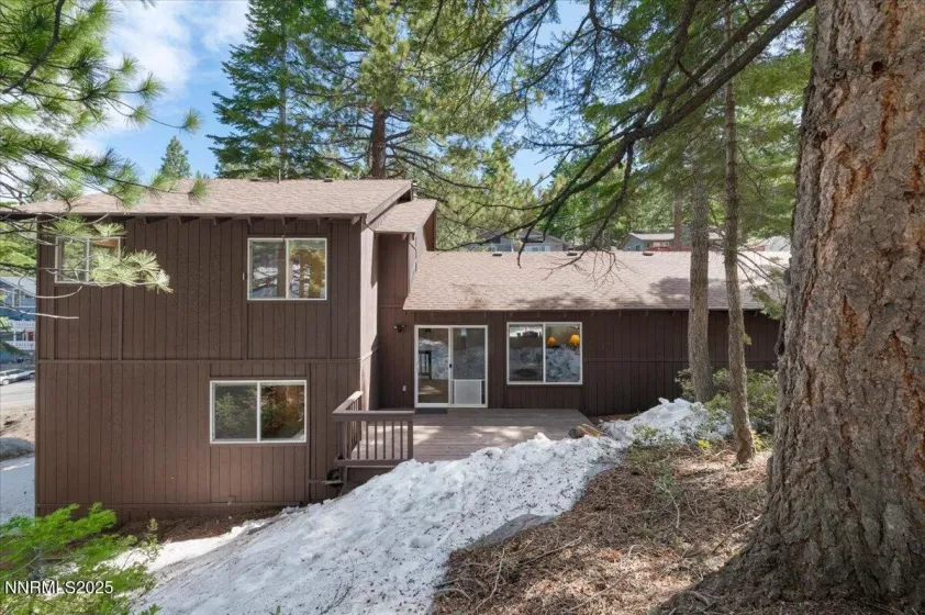226 Benjamin, Stateline, Nevada 89449, 3 Bedrooms Bedrooms, ,2 BathroomsBathrooms,Residential,Residential,Benjamin,250050919