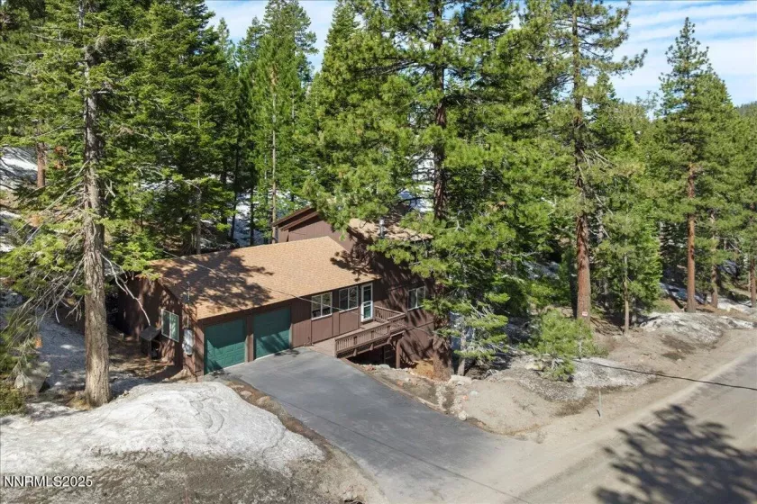 226 Benjamin, Stateline, Nevada 89449, 3 Bedrooms Bedrooms, ,2 BathroomsBathrooms,Residential,Residential,Benjamin,250050919