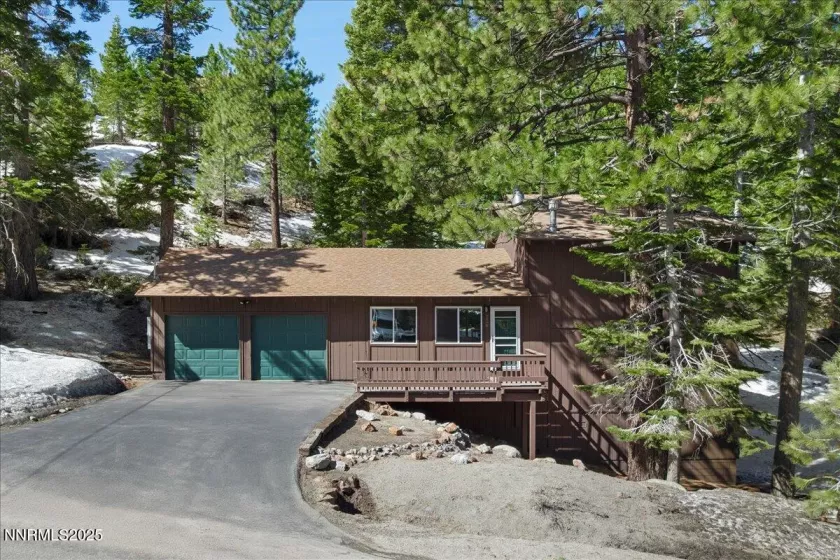 226 Benjamin, Stateline, Nevada 89449, 3 Bedrooms Bedrooms, ,2 BathroomsBathrooms,Residential,Residential,Benjamin,250050919
