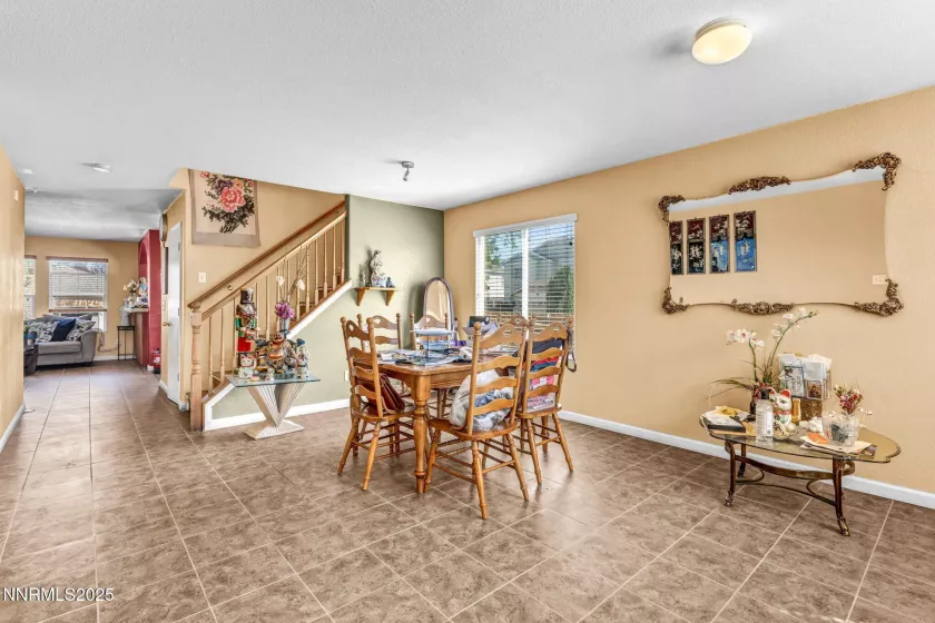 9599 Canyon Meadows, Reno, Nevada 89506, 5 Bedrooms Bedrooms, ,3 BathroomsBathrooms,Residential,Residential,Canyon Meadows,250050925