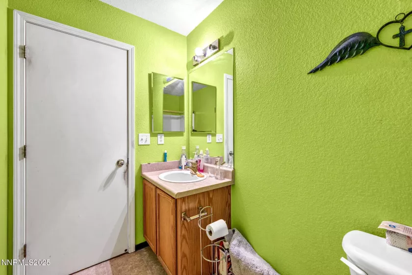 9599 Canyon Meadows, Reno, Nevada 89506, 5 Bedrooms Bedrooms, ,3 BathroomsBathrooms,Residential,Residential,Canyon Meadows,250050925