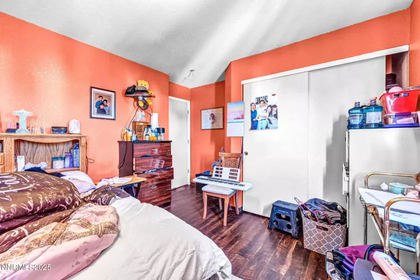 9599 Canyon Meadows, Reno, Nevada 89506, 5 Bedrooms Bedrooms, ,3 BathroomsBathrooms,Residential,Residential,Canyon Meadows,250050925