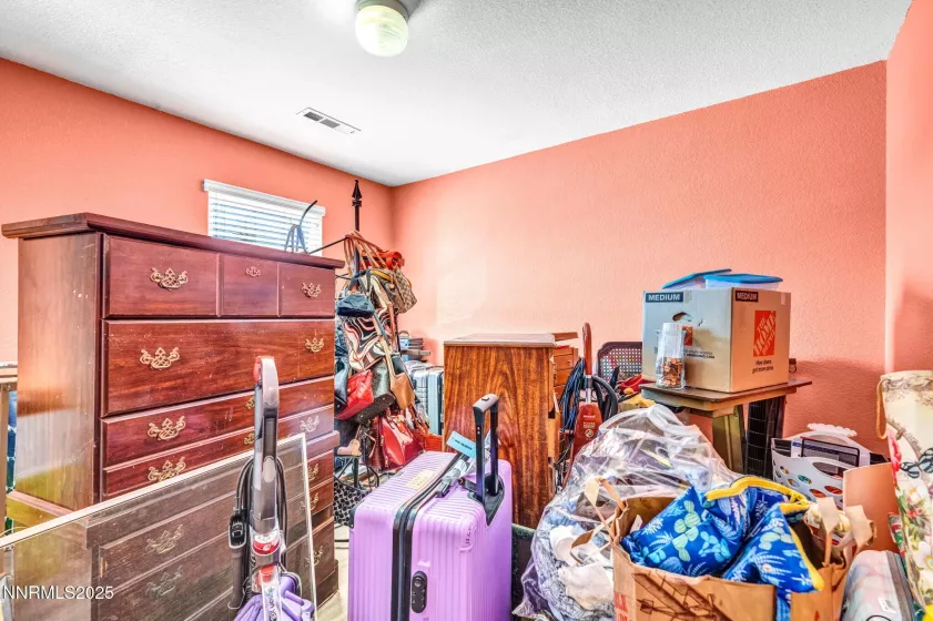 9599 Canyon Meadows, Reno, Nevada 89506, 5 Bedrooms Bedrooms, ,3 BathroomsBathrooms,Residential,Residential,Canyon Meadows,250050925