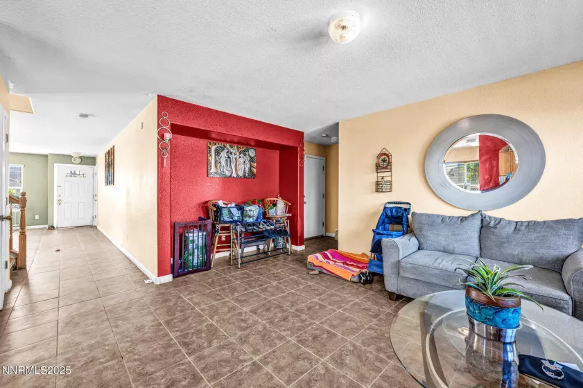 9599 Canyon Meadows, Reno, Nevada 89506, 5 Bedrooms Bedrooms, ,3 BathroomsBathrooms,Residential,Residential,Canyon Meadows,250050925