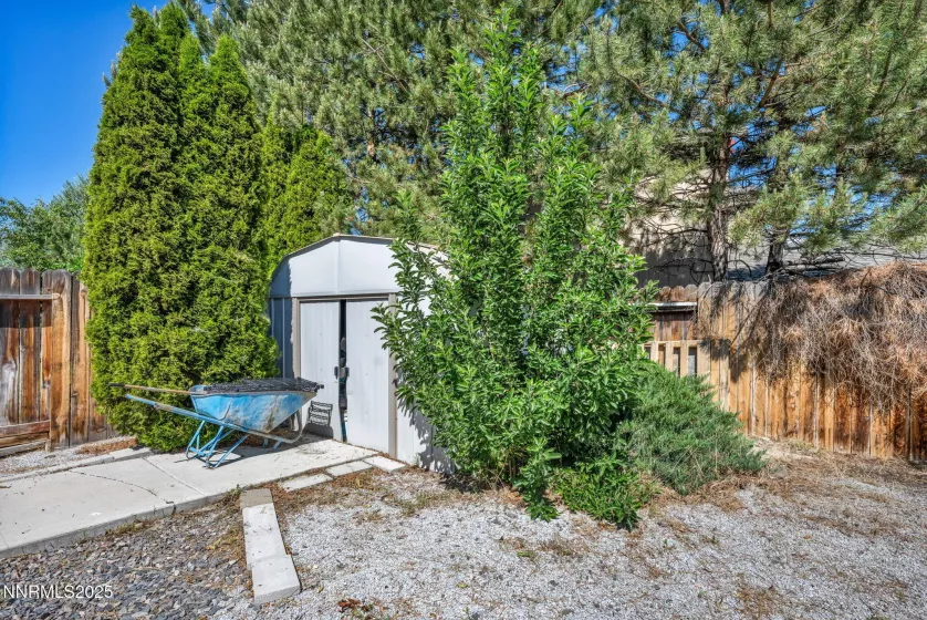 9599 Canyon Meadows, Reno, Nevada 89506, 5 Bedrooms Bedrooms, ,3 BathroomsBathrooms,Residential,Residential,Canyon Meadows,250050925
