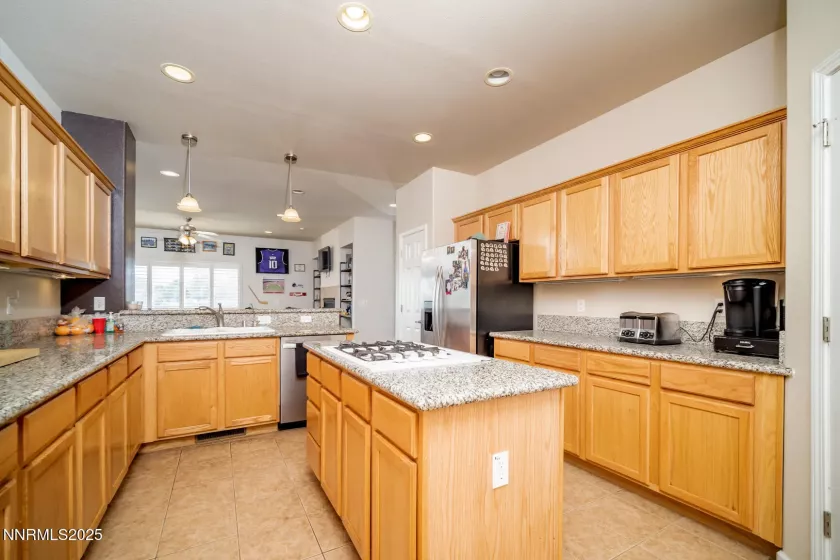 211 Jimmy'S Peak, Fernley, Nevada 89408, 4 Bedrooms Bedrooms, ,4 BathroomsBathrooms,Residential,Residential,Jimmy'S Peak,250050926