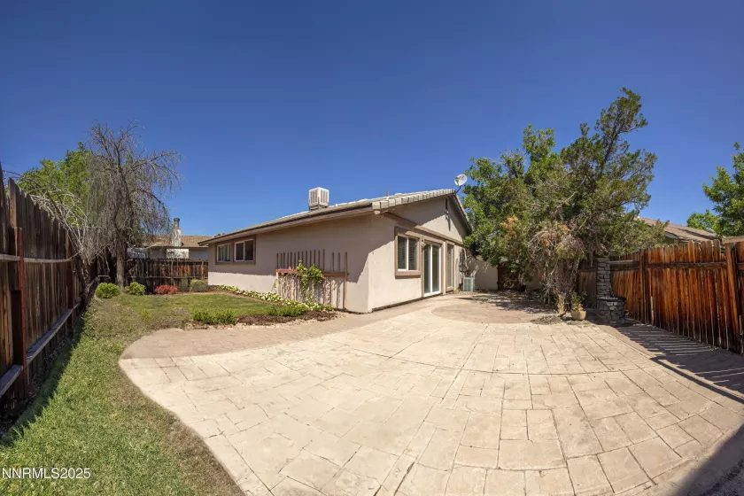 779 York, Sparks, Nevada 89434, 3 Bedrooms Bedrooms, ,2 BathroomsBathrooms,Residential,Residential,York,250050927