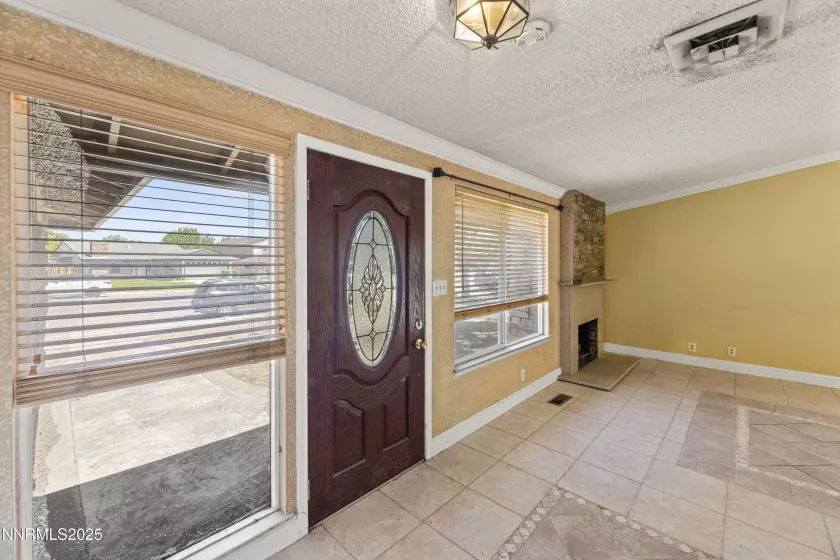 779 York, Sparks, Nevada 89434, 3 Bedrooms Bedrooms, ,2 BathroomsBathrooms,Residential,Residential,York,250050927