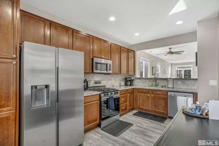 2296 Rio Lobo, Reno, Nevada 89521, 3 Bedrooms Bedrooms, ,2 BathroomsBathrooms,Residential Lease,Manufactured,Rio Lobo,250050985