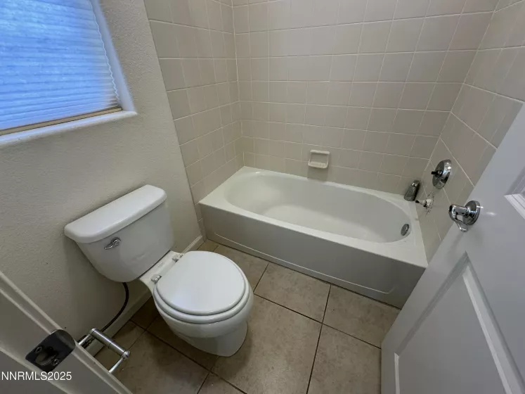 9885 Kerrydale, Reno, Nevada 89521, 4 Bedrooms Bedrooms, ,4 BathroomsBathrooms,Residential Lease,Manufactured,Kerrydale,250050988