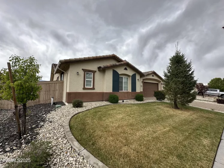 9885 Kerrydale, Reno, Nevada 89521, 4 Bedrooms Bedrooms, ,4 BathroomsBathrooms,Residential Lease,Manufactured,Kerrydale,250050988