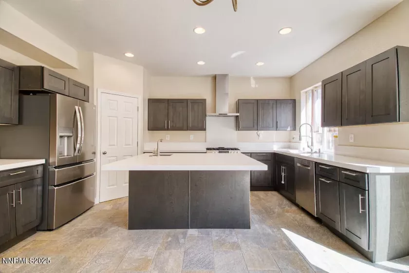 10595 Baton, Reno, Nevada 89521, 4 Bedrooms Bedrooms, ,3 BathroomsBathrooms,Residential,Residential,Baton,250050989