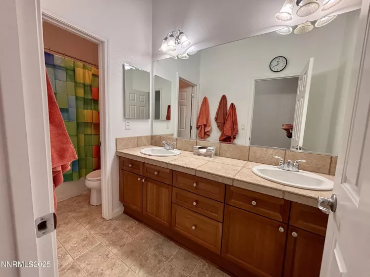 7316 Lacerta, Sparks, Nevada 89436, 4 Bedrooms Bedrooms, ,3 BathroomsBathrooms,Residential,Residential,Lacerta,250050982