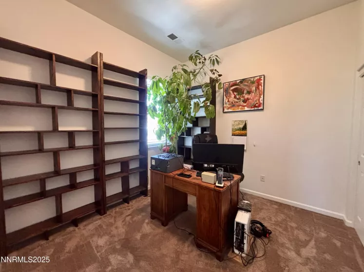 7316 Lacerta, Sparks, Nevada 89436, 4 Bedrooms Bedrooms, ,3 BathroomsBathrooms,Residential,Residential,Lacerta,250050982