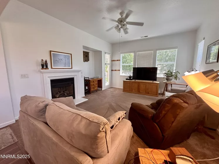 7316 Lacerta, Sparks, Nevada 89436, 4 Bedrooms Bedrooms, ,3 BathroomsBathrooms,Residential,Residential,Lacerta,250050982