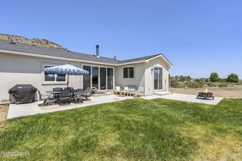 390 Angelina, Smith Valley, Nevada 89444, 4 Bedrooms Bedrooms, ,3 BathroomsBathrooms,Residential,Residential,Angelina,250050984