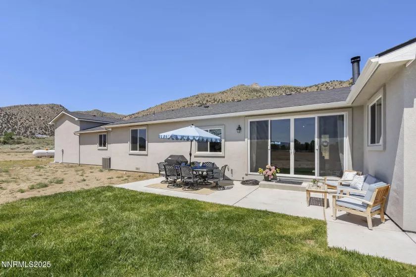 390 Angelina, Smith Valley, Nevada 89444, 4 Bedrooms Bedrooms, ,3 BathroomsBathrooms,Residential,Residential,Angelina,250050984