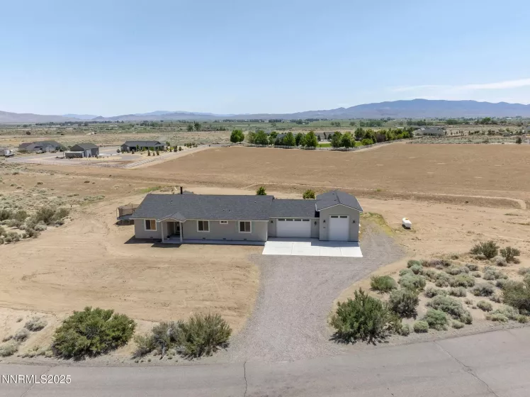 390 Angelina, Smith Valley, Nevada 89444, 4 Bedrooms Bedrooms, ,3 BathroomsBathrooms,Residential,Residential,Angelina,250050984