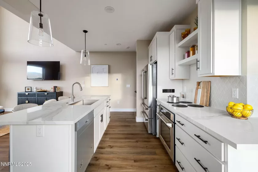 3818 Lakeside, Reno, Nevada 89509, 2 Bedrooms Bedrooms, ,3 BathroomsBathrooms,Residential,Residential,Lakeside,250050983