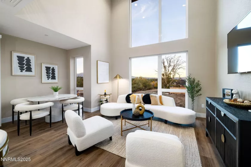 3818 Lakeside, Reno, Nevada 89509, 2 Bedrooms Bedrooms, ,3 BathroomsBathrooms,Residential,Residential,Lakeside,250050983