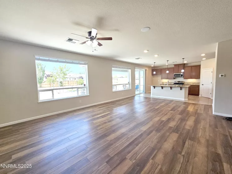 217 Bristol Wells, Spanish Springs, Nevada 89441, 4 Bedrooms Bedrooms, ,2 BathroomsBathrooms,Residential,Residential,Bristol Wells,250050987
