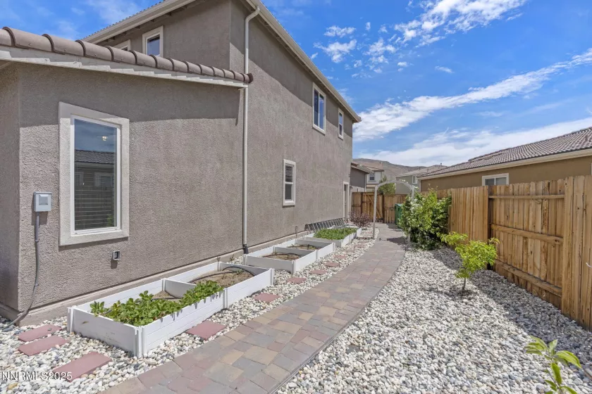 2028 Bayview, Reno, Nevada 89521, 5 Bedrooms Bedrooms, ,4 BathroomsBathrooms,Residential,Residential,Bayview,250050932