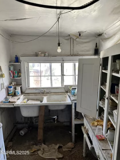 66 Main, Manhattan, Nevada 89022, ,Residential,Residential,Main,250050934