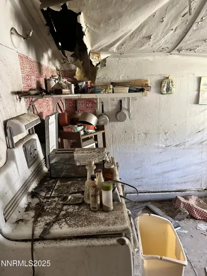 66 Main, Manhattan, Nevada 89022, ,Residential,Residential,Main,250050934