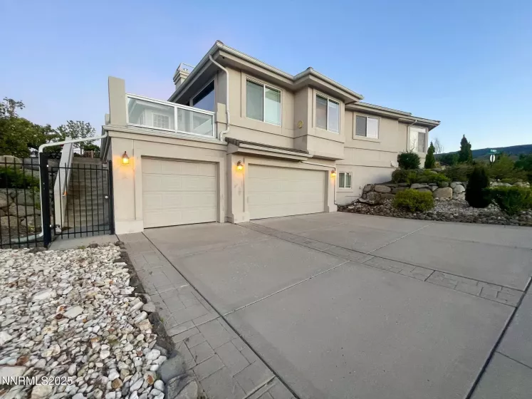 4800 Broken Arrow, Reno, Nevada 89509, 3 Bedrooms Bedrooms, ,4 BathroomsBathrooms,Residential,Residential,Broken Arrow,250050935