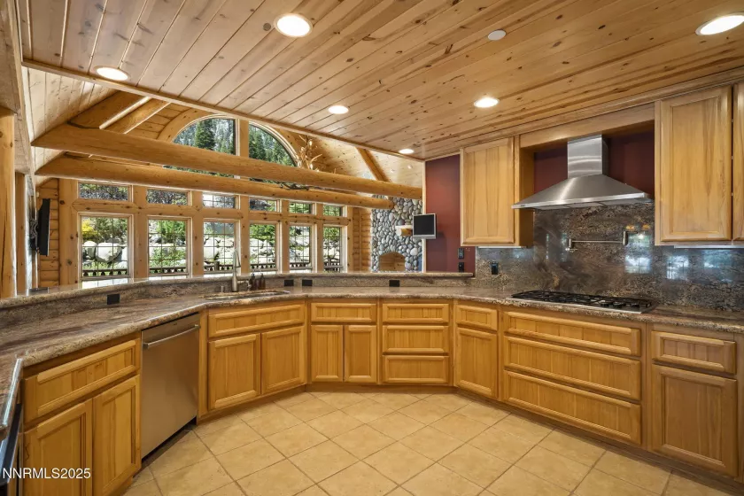 150 Five Creek, Gardnerville, Nevada 89460, 4 Bedrooms Bedrooms, ,6 BathroomsBathrooms,Residential,Residential,Five Creek,250050890