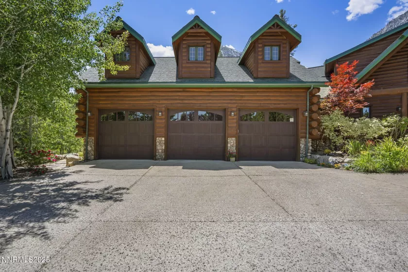 150 Five Creek, Gardnerville, Nevada 89460, 4 Bedrooms Bedrooms, ,6 BathroomsBathrooms,Residential,Residential,Five Creek,250050890