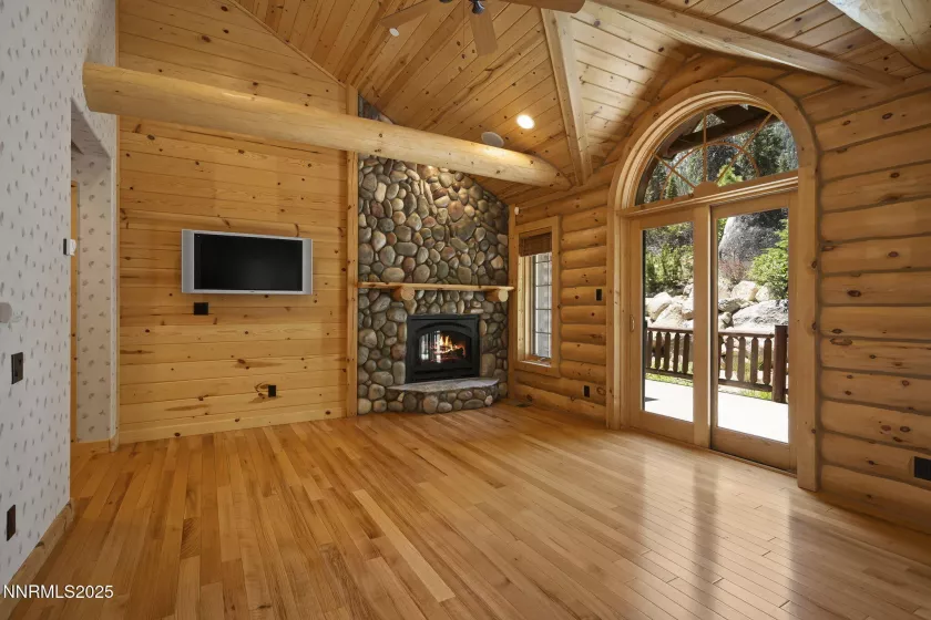 150 Five Creek, Gardnerville, Nevada 89460, 4 Bedrooms Bedrooms, ,6 BathroomsBathrooms,Residential,Residential,Five Creek,250050890