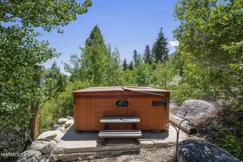150 Five Creek, Gardnerville, Nevada 89460, 4 Bedrooms Bedrooms, ,6 BathroomsBathrooms,Residential,Residential,Five Creek,250050890