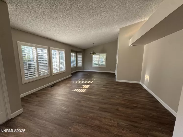 1104 Ryegrass, Reno, Nevada 89509, 3 Bedrooms Bedrooms, ,2 BathroomsBathrooms,Residential,Residential,Ryegrass,250050938