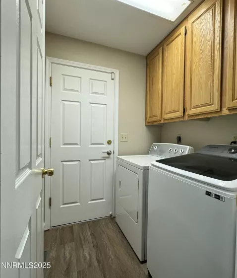 1104 Ryegrass, Reno, Nevada 89509, 3 Bedrooms Bedrooms, ,2 BathroomsBathrooms,Residential,Residential,Ryegrass,250050938
