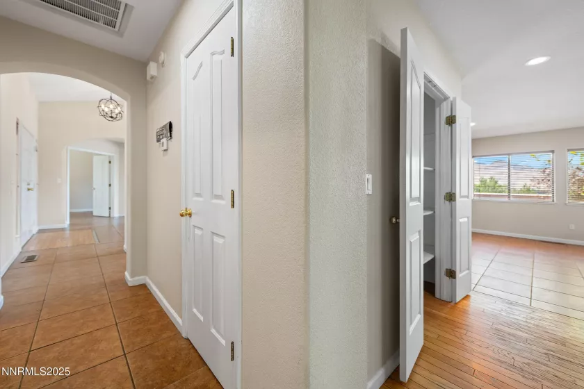 204 Spyglass, Dayton, Nevada 89403, 3 Bedrooms Bedrooms, ,2 BathroomsBathrooms,Residential,Residential,Spyglass,250050434