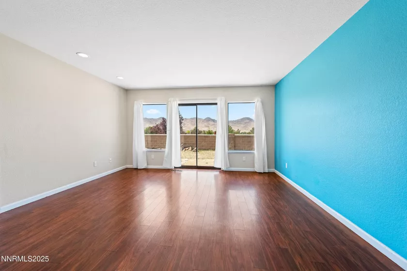 204 Spyglass, Dayton, Nevada 89403, 3 Bedrooms Bedrooms, ,2 BathroomsBathrooms,Residential,Residential,Spyglass,250050434
